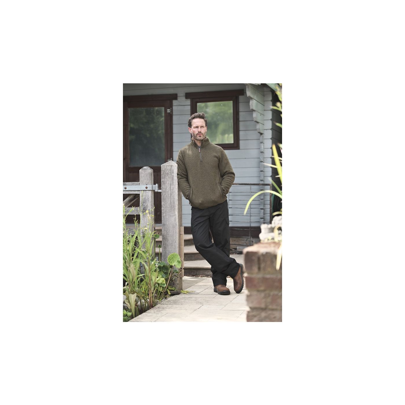 238 - Castle Fort Easton Pullover