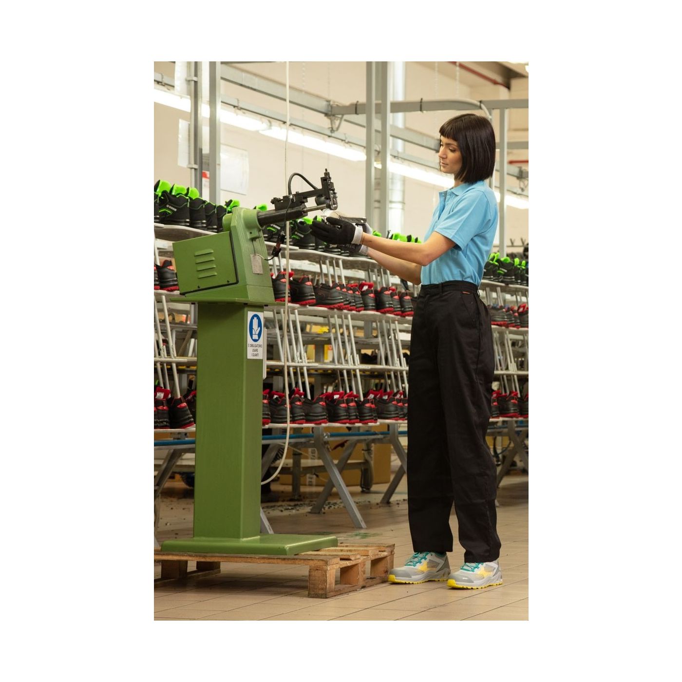 C099 - Portwest Ladies Combat Trousers